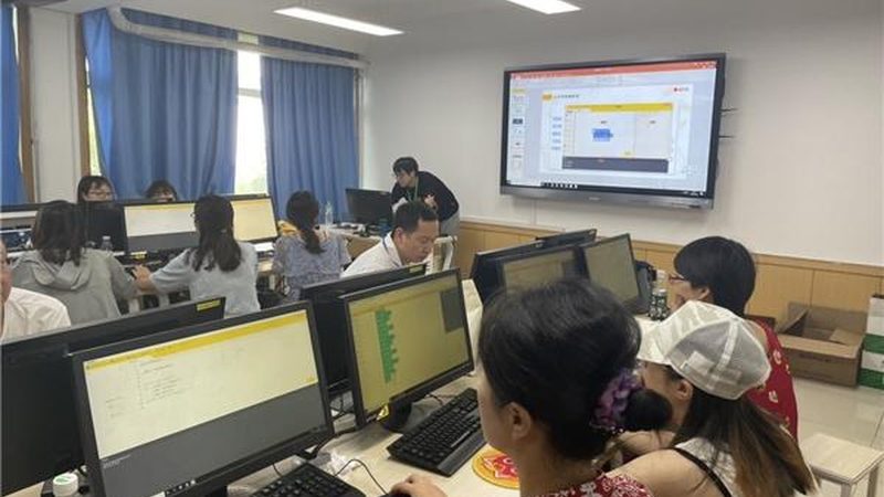 北京心理咨询师培训机构，如何选择适合自己的？**